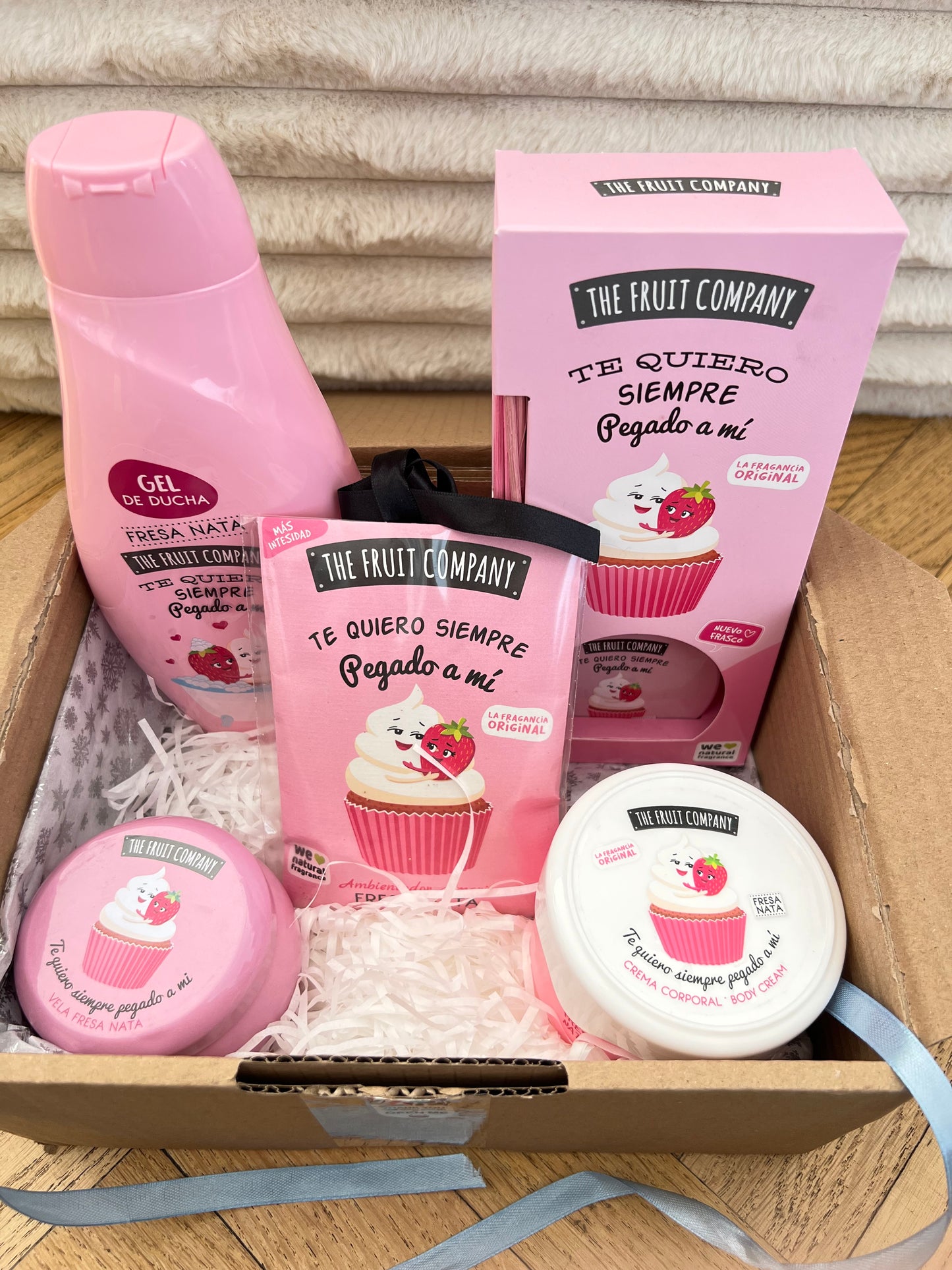 Coffret kawai fraise chantilly
