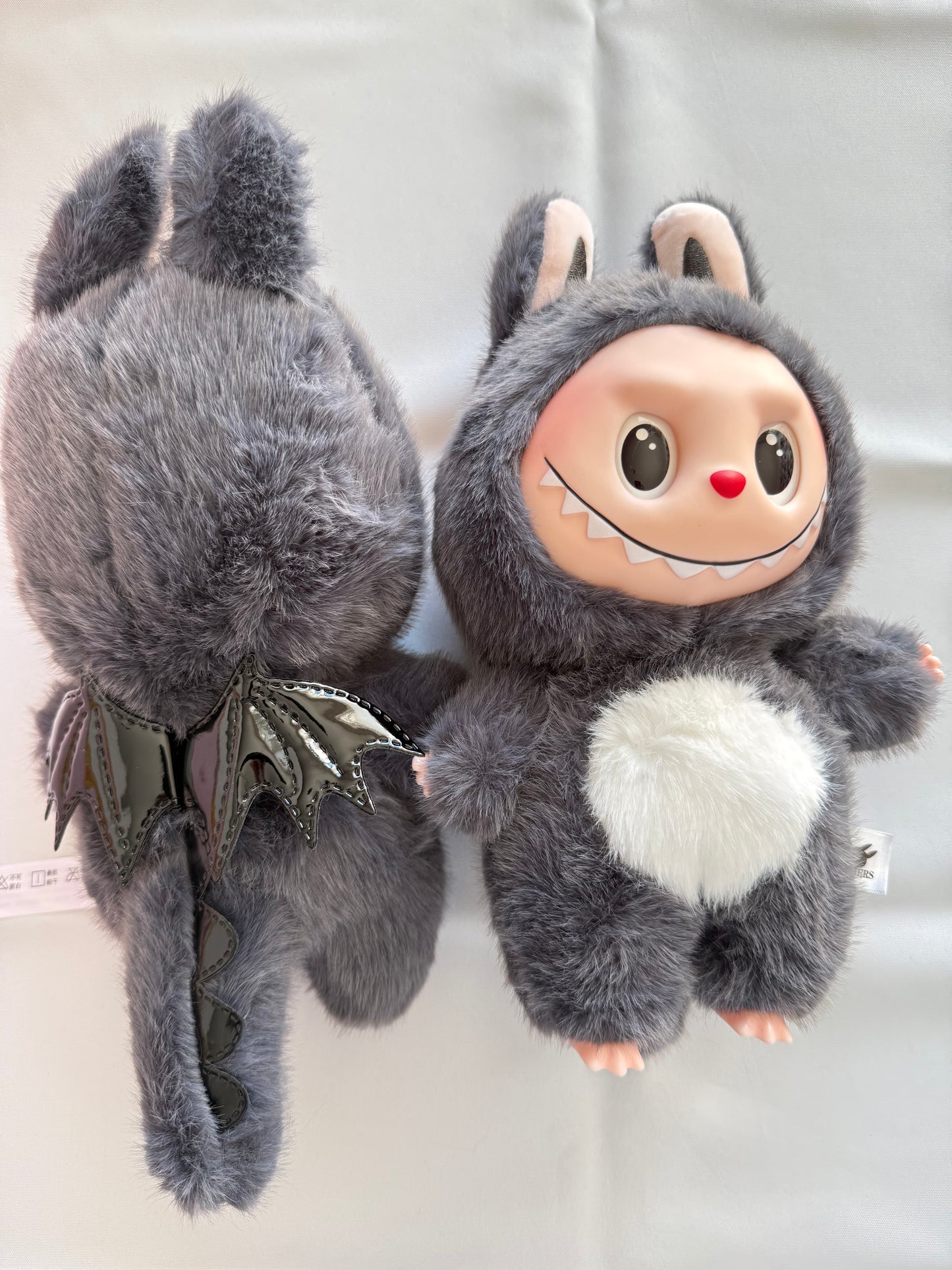 Labubu zimomo gris