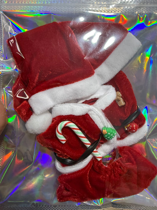 Tenue Labubu père Noël
