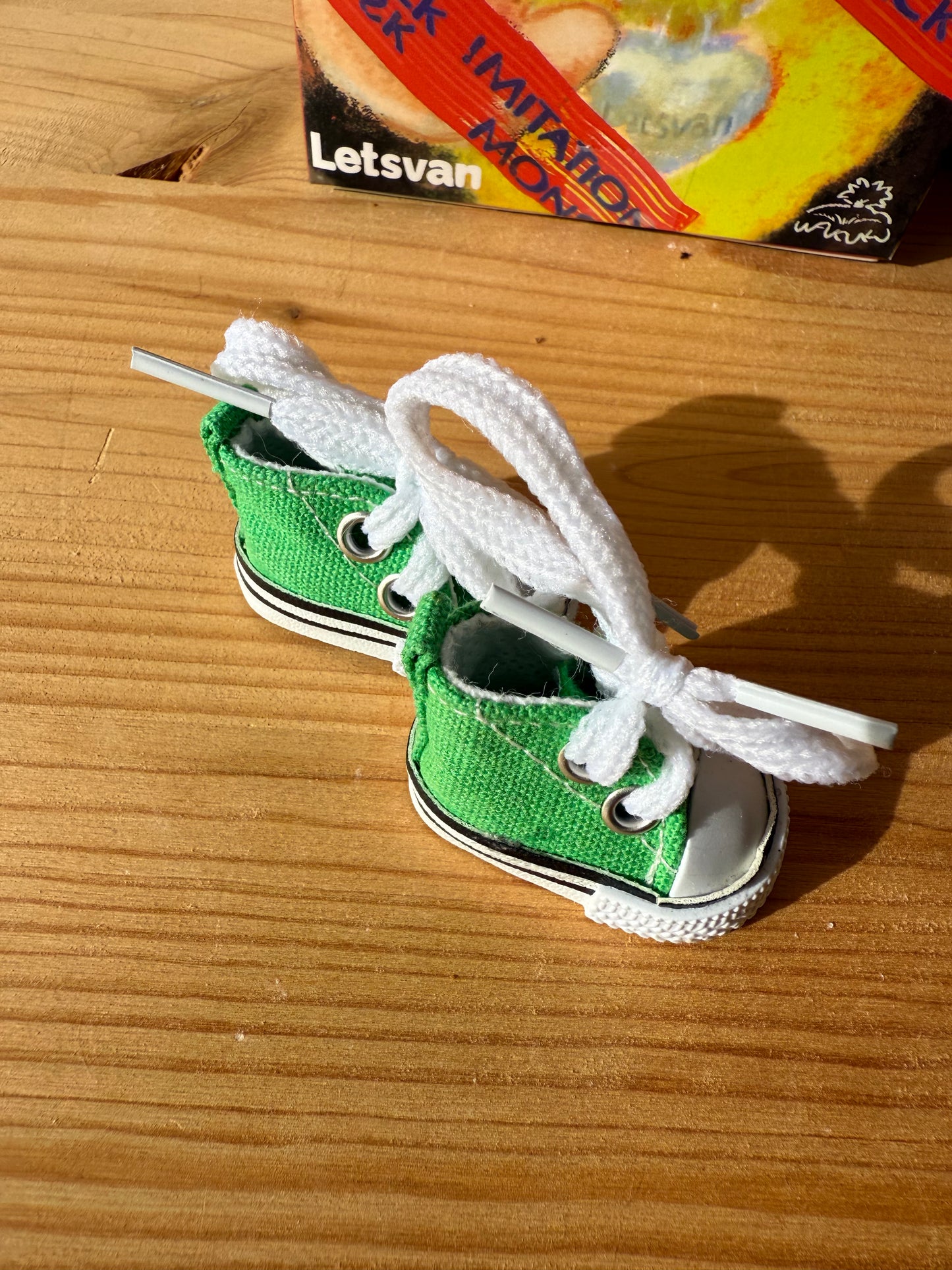 Converses Labubu