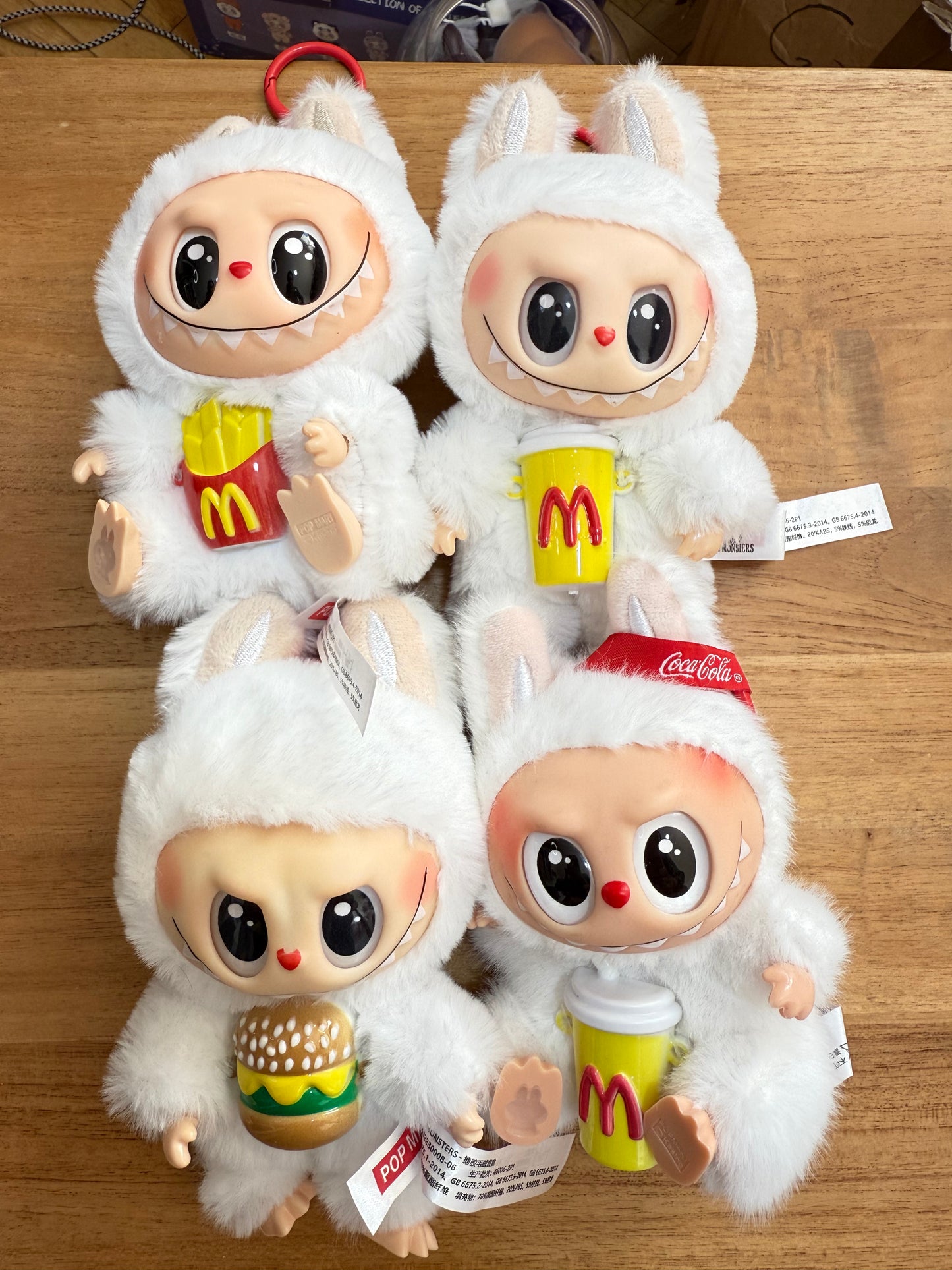 Labubu McDo boîte