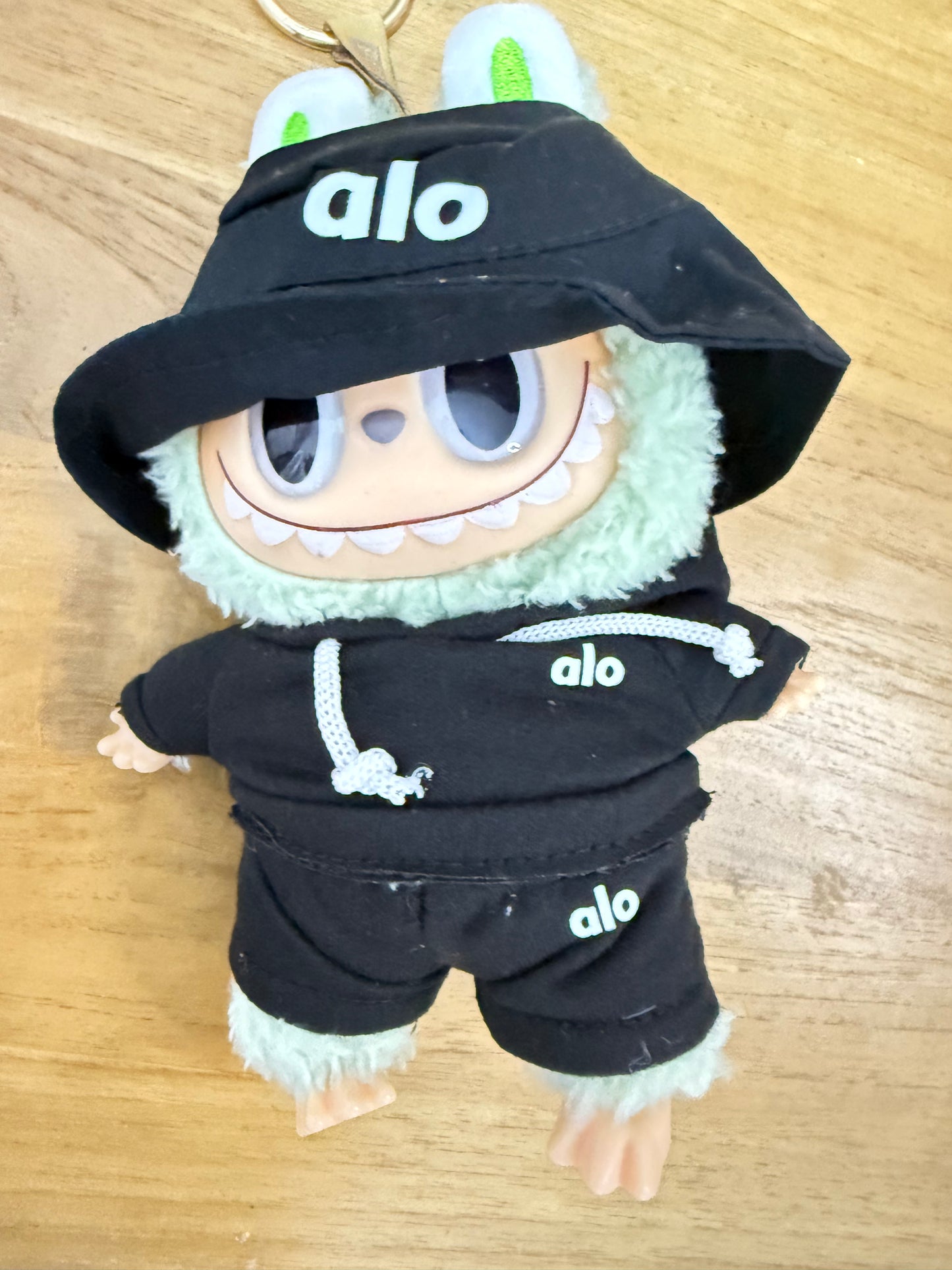 Labubu Alo